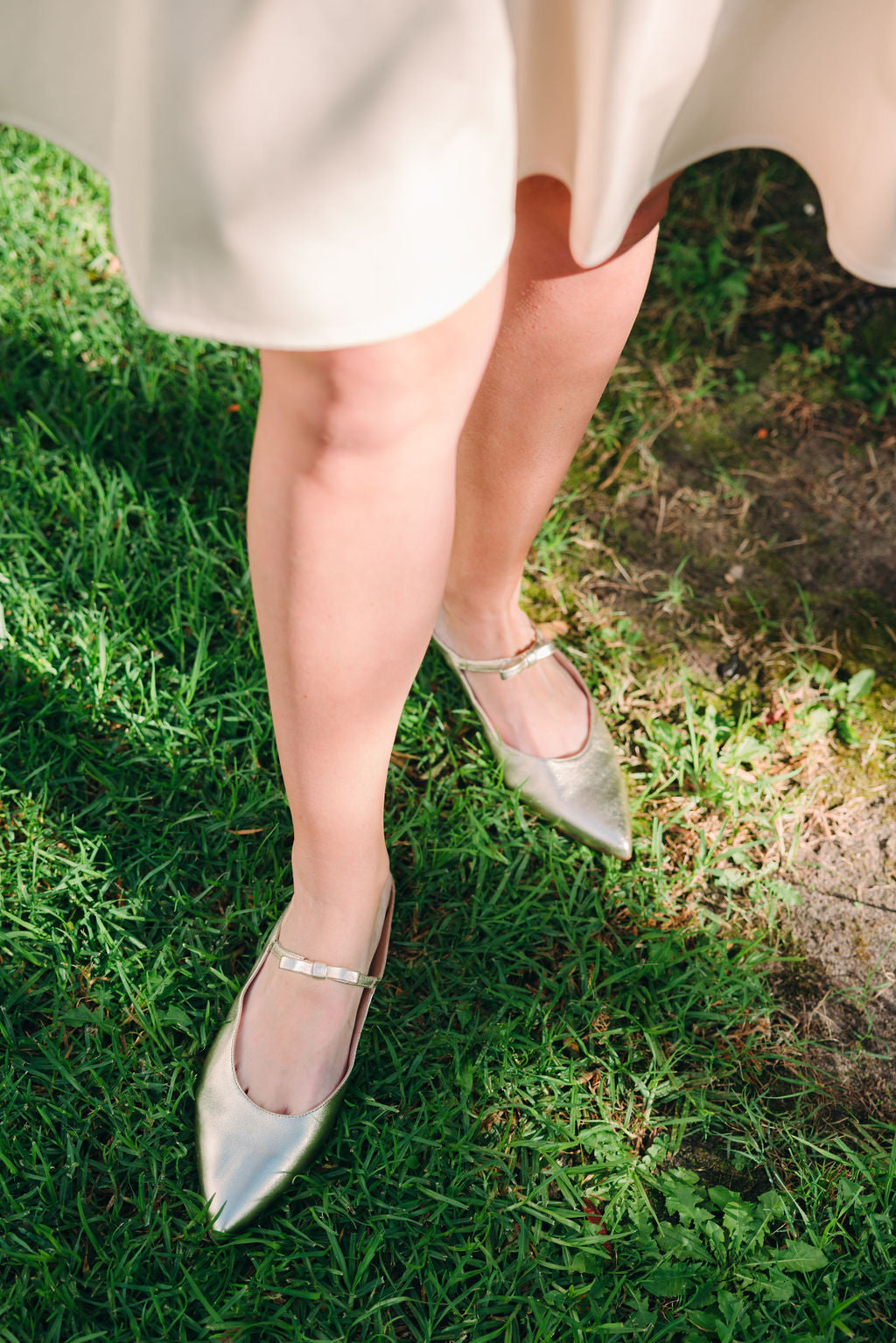 Berg Wash Platino Bow Mules