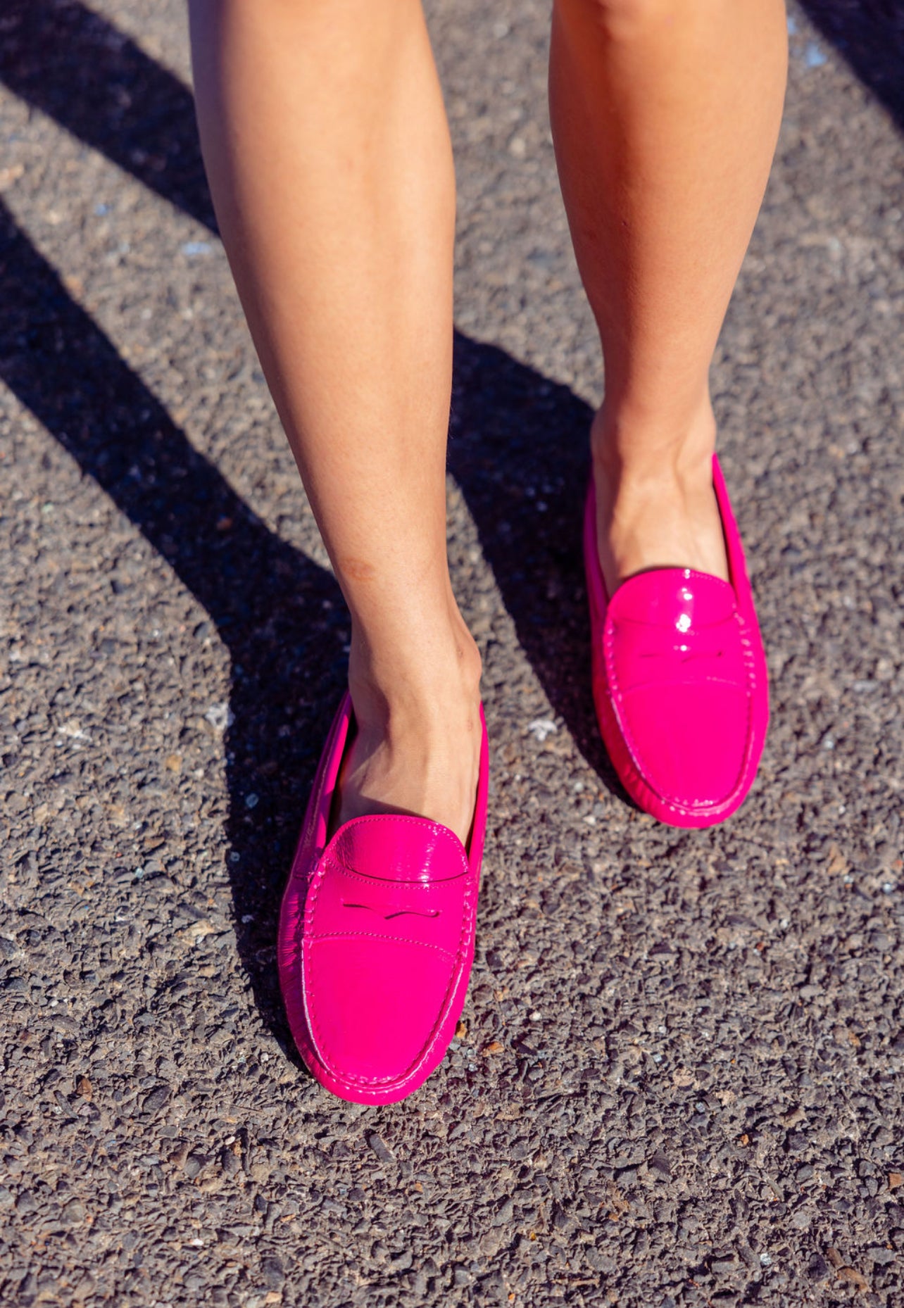 Moccasin Lack Fuxia